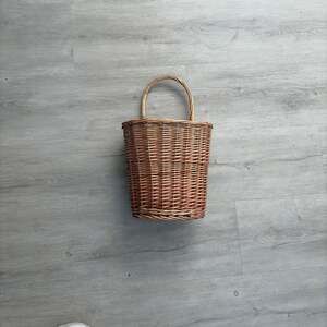 Ashland Large Hanging Willow Basket with Liner